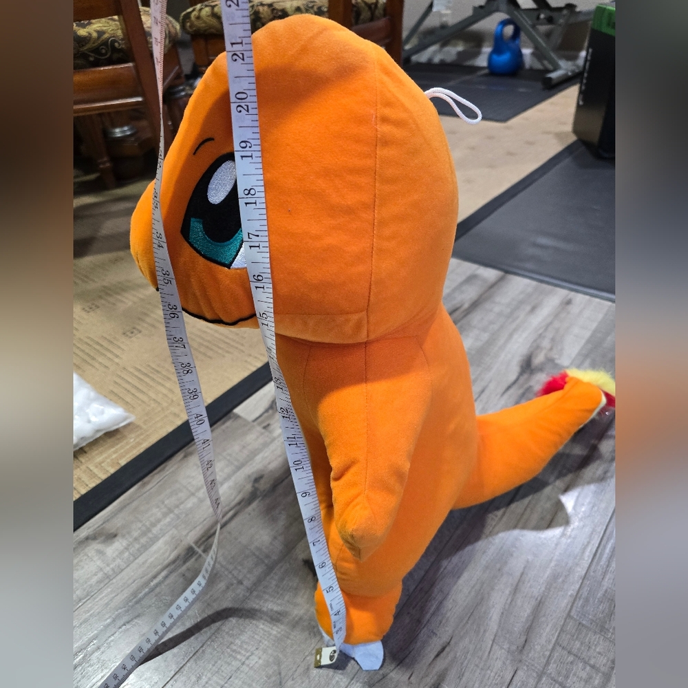 Pokemon Charmander Plush - Picture 11 of 11